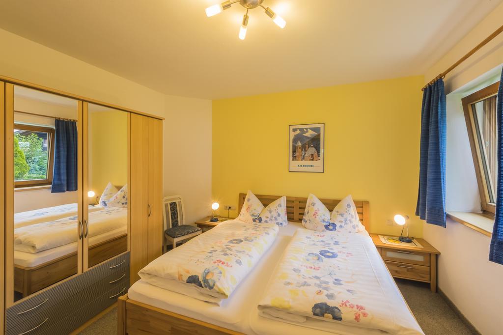 Haus Sandra Kitzbuhel Ruang foto